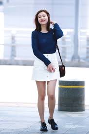Joy S Thighs Are Definitely Not As Thick As They Use To Be But Joy S Legs Are Still Phenomenal Red Velvet Joy Velvet Fashion Outfits