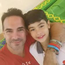 Efrain AleJandro MoraLes Pinillos (@efrain_morales_pinillos_) • Threads,  Say more