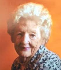 Eileen Wayne's Instagram, Twitter & Facebook