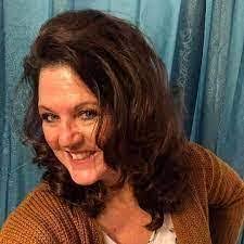 Holly Kunkel's Instagram, Twitter & Facebook