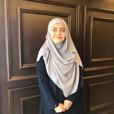 Tugas Sebagai Pensyarah Tidak Halang Najwa Latif Menyanyi