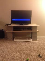 Diy Tv Stand Made Outta Cinder Blocks And Wooden Board Cheap And Easy Diy Tv Stand Diy Entertainment Tv Entertainment Stand