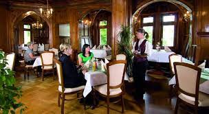 The hotel staff can help with organising walking tours in the area. Haus Hainstein Eisenach Deutschland Preise 2020 Agoda