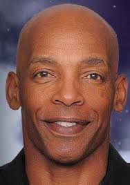 Who is Vince Newsome dating? Vince Newsome girlfriend, wife