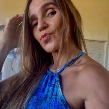 Larissa Sampaio Personal (@larissasampaiodf) • Facebook