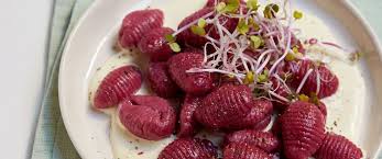 Ñoquis de remolacha y ricota. Noquis De Remolacha Con Pure De Papas Maggi Food Fruit Raspberry