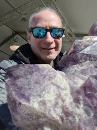 Where to set all your crystals and fossils ❤️❤️❤️