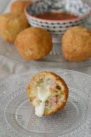 Arancini A La Mozzarella Recette Recette Italienne Facile Recette Recette Arancini