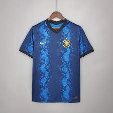 Após saída de lukaku, internazionale estuda contratação de jovic, atacante do real madrid o atacante romelu lukaku deixou a inter de milão e acertou com o chelsea. Camisa Inter De Milao 21 22 Home Gm Sport Space Em Loja Donos Do Fut