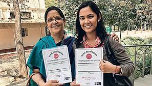 Tell me that is delhi university offer any dual degree program? Mother Daughter Receive Phd Degrees From Delhi University Together Popxo