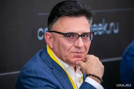 Директор тнт роман петренко рассказал, почему закрыли проект: Glava Gazprom Media Nazval Prichinu Zakrytiya Doma 2 Na Tnt
