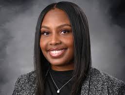 Janice Lum's Instagram, Twitter & Facebook