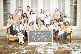 Like The Light Muted Hues With A Touch Of Color Throughout Big Family Photos Extended Family Pictures Family Photo Pose