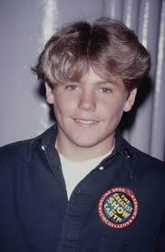 不近人情_购票_剧情介绍_演职人员_图集-猫眼电影