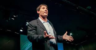 Jun 21, 2019 · tony robbins is larger than life in almost every imaginable way. Tony Robbins Tony Robbins Warum Wir Tun Wir Was Wir Tun Ted Talk