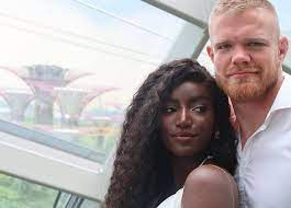 عبير سندر تكشف وجه طفلها لأول مرة وتعرض مشاهد ولادتها in 2021