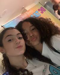 Bella Mosley (@bella_mosley_) • Instagram photos and videos