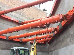 Coates hire started off as an engineering company and later a machinery manufacturer in melbourne in 1885. Coates Hire 250t Hydraulic Props Metal Construction Engineering Civil Engineering