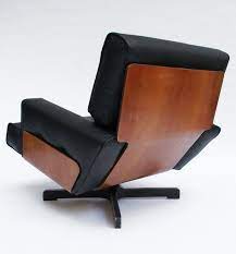 M Taro 401 Molded Rosewood Laminate And Enameled Metal Lounge Chair For Cinova 1964 Mebel Kreslo