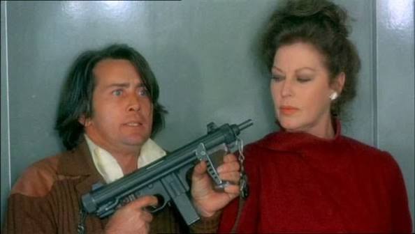 The Ace Black Movie Blog: Movie Review: The Cassandra Crossing (1976)