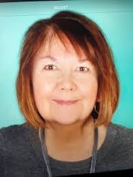 Dee Walsh's Instagram, Twitter & Facebook