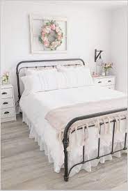 Small Bedroom Decorating Ideas In Hindi Farmhouse Bedroom Decor Bedroom Interior Farm House Living Room