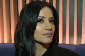 Σοφία παυλίδου και χρήστος φερεντίνος έχουν δύο υπέροχα παιδιά, δίδυμα που φέτος πηγαίνουν στη β λυκείου. Sofia Paylidoy Pairnei 8esh Gia Tis Kataggelies 3 Xronia Meta Thn Epi8esh Apo Ton Papagiannh