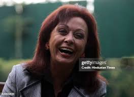 Milind Deora Marriage Manmohan Shetty's family and Murli Deora's... News  Photo