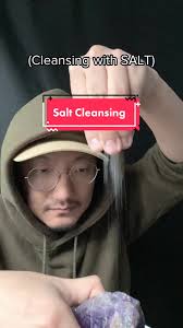 Crystal Cleansing: The Ultimate Guide to Salt Cleansing