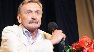 Днями кілька дівчат звинуватили викладача. Tkso1eoosv Rhm