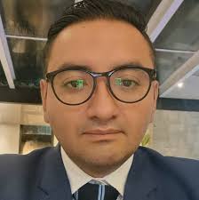 Dr. Paul Velecela Martínez‎