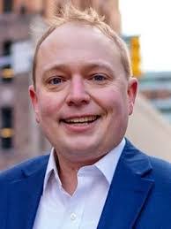 Chris Eisenhart's Instagram, Twitter & Facebook