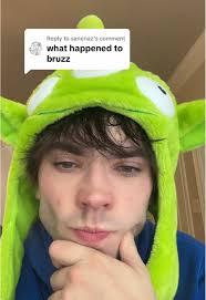 Ben from Bruzz House