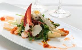 Homard Au Sauternes Pour 4 Personnes Recettes Elle A Table Recette Amuse Bouche Gastronomique Recettes De Cuisine Homard Recette