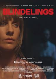 LEES WEER: Voorbladster Donnalee gesels oor 'Blindelings' en ma-wees