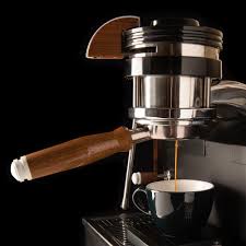 The la marzocco gs3 puts nearly a century of espresso machine innovation within reach. La Marzocco Gs3 Custom Designed Manual Set In Walnut And White Lamarzoccogs3 Coffeemachine Coffee Tamper Coffee Machine La Marzocco