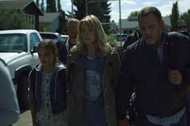 Set in the dark, early days of a zombie apocalypse, black summer stars jaime king as rose, a mother torn from her daughter who embarks upon a harrowing. Serienkritik Black Summer Lauterfilme De