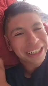 Cuando te sacan a bailar pero no sabes juan martin #juanmartin  #juanmartinsanchez #tiburoncin ##fans #0sentimientos #brit #lawera #ulises  #martin #juan #juan #fyp #parati #sharkboy