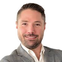 Private Wealth Professional Kyle Ives in Montréal, QC