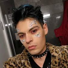 Exactly 3 months since I was last in Auckland and it was so good to go  back. 🥳 Thank you everyone for celebrating my birthday with me., #travel  #nz #auckland #nzblog #nzblogger #homohouse #rave ...