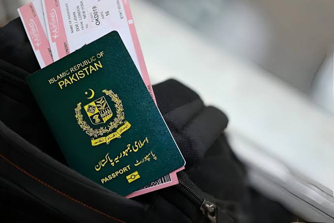 Passport validity check for Umrah visa