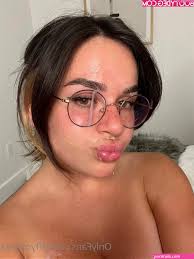 Effycutiexx | PORNrain.com