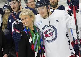 Ice hockey star zach werenski takes puck to the face, pours with blood. Photos Inaugural Columbus Blue Jackets Mom S Trip The Columbus Dispatch Columbus Oh