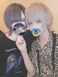 twitter 男装アイメイク v系 髪型 歌い手 顔