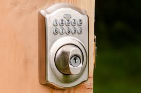 The key turns but the deadbolt doesn't move. The Best Electronic Keypad Door Lock For 2021 Reviews By Wirecutter