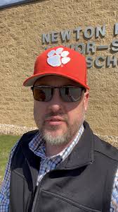 My dinner was a flop so we got Covered Bridge Inn 😂 I stuck with my trusty  chicken parm sandwich and got chicken and dumpling soup for my side. The  other half