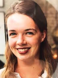 Miriam Simons's Instagram, Twitter & Facebook