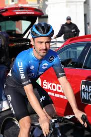 Belgian victor campenaerts broke bradley wiggins' uci hour record at mexico's velodromo bicentenario today. Victor Campenaerts Wikipedia
