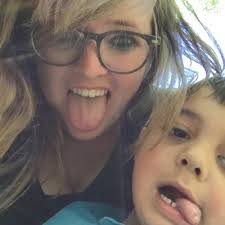 Elizabeth Sissom (@tillythewall)