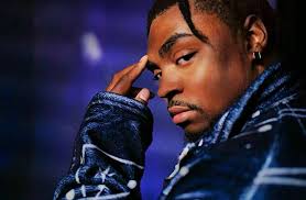 Des Moines R&B artist Entre Luche brings Recording Academy experience back  to Iowa